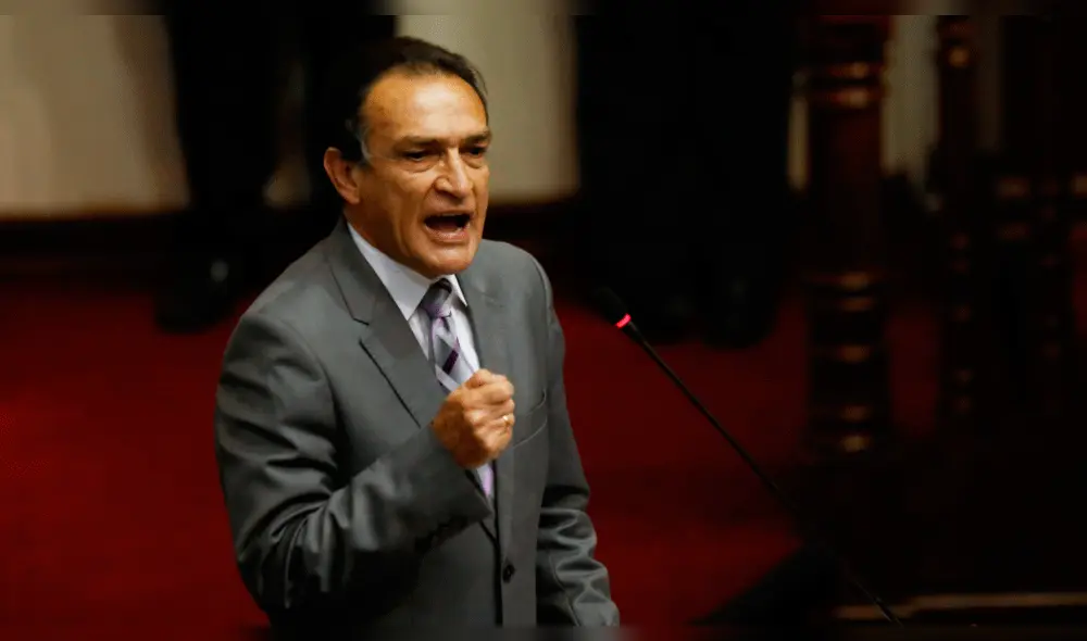 Héctor Becerril: Sánchez quiere "mellar" la imagen de Keiko Fujimori para el 2021