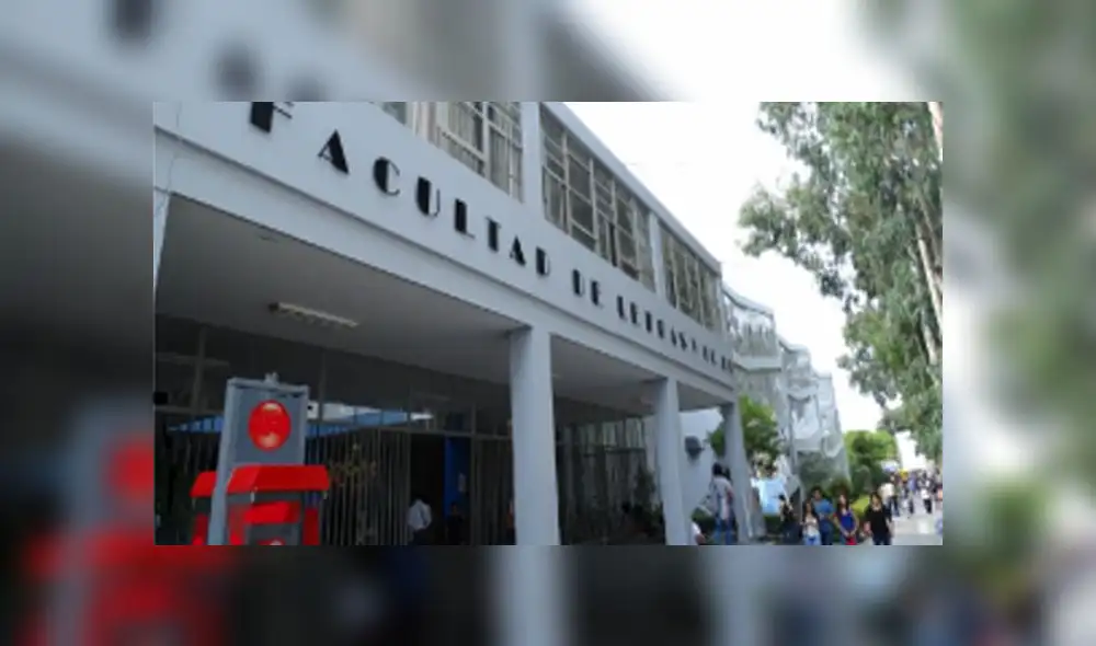 Estudiantes presentan una campaña para ayudar a estudiantes de Letras. Créditos: Letras UNMSM. Estudiantes presentan una campaña para ayudar a estudiantes de Letras. Créditos: Letras UNMSM.