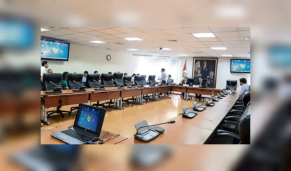 Frustran ley contra acoso político a mujeres