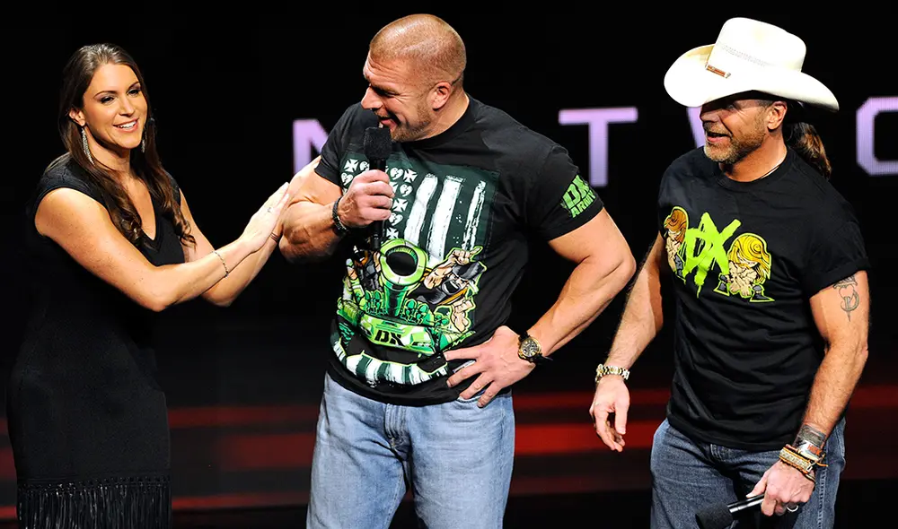 Triple H y Stephanie McMahon.