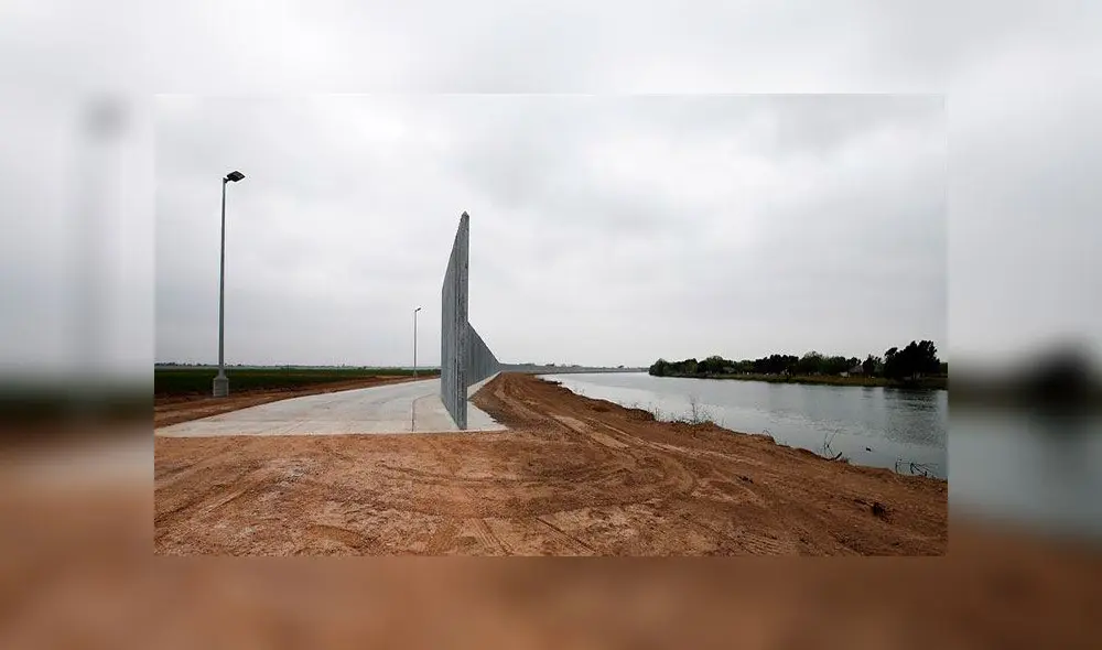 Parte del muro con México situado en Texas. Foto: EFE