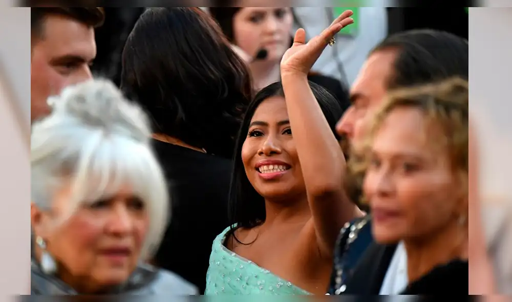 Yalitza Aparicio fue el centro de atención en la alfombra de los Oscar por su look 