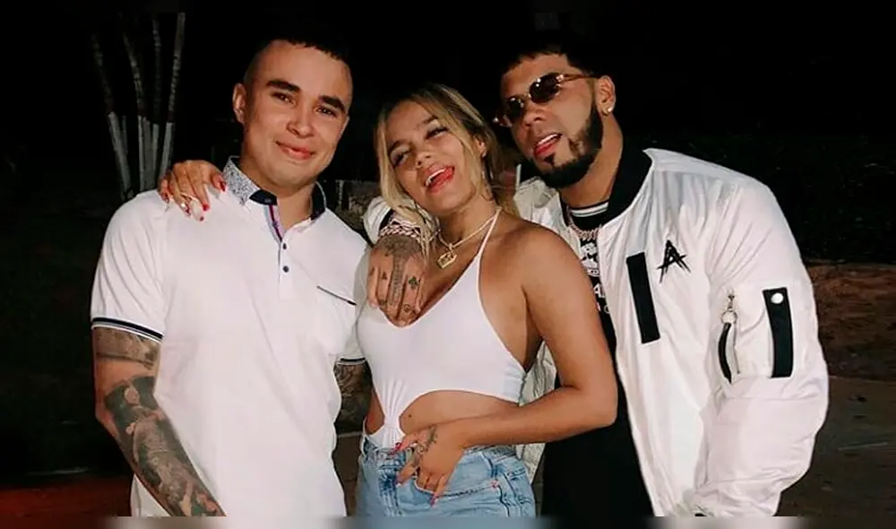 Karol G presume lujoso anillo tras anunciar boda con Anuel AA [VIDEO]