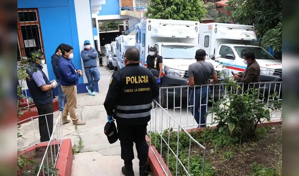 Fiscalía especializada durante inspección preliminar en el Gobierno Regional de Apurímac. Foto: GRA.