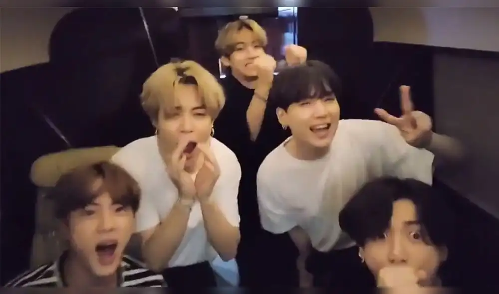 Desliza para ver más fotos de la celebración de BTS su segunda semana liderando lista Billboard HOT 100 con "Dynamite". Créditos: Captura video Big Hit