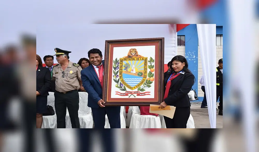 Tacna: Distrito fronterizo más austral del país presentó su escudo [FOTOS]