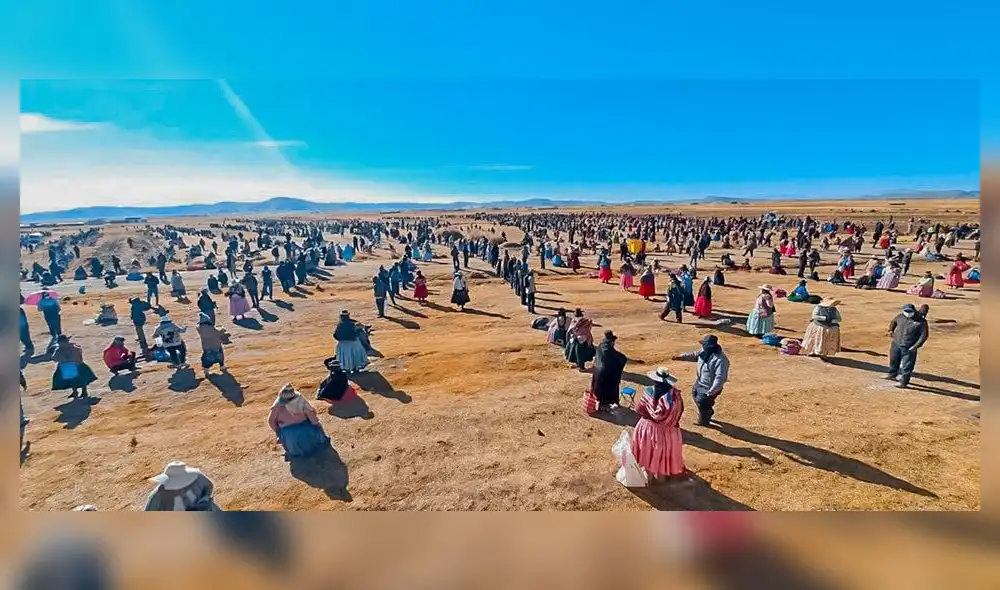 Puno. En sólo dos horas pagaron sus bonos a 3500 personas.