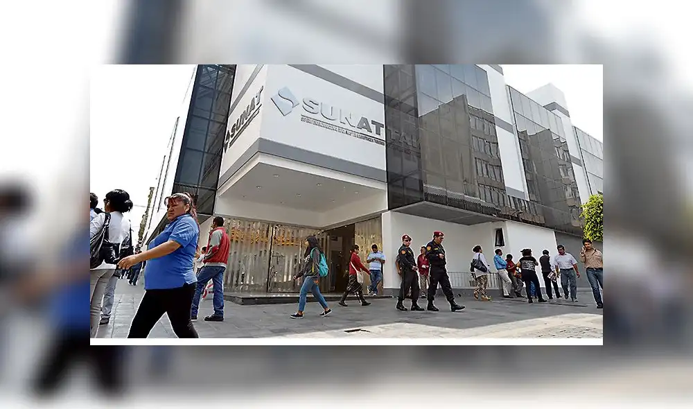 Sunat le reclama a Cerro Verde regalías de 2009 a 2011 por S/ 925.5 millones Sunat le reclama a Cerro Verde regalías de 2009 a 2011 por S/ 925.5 millones