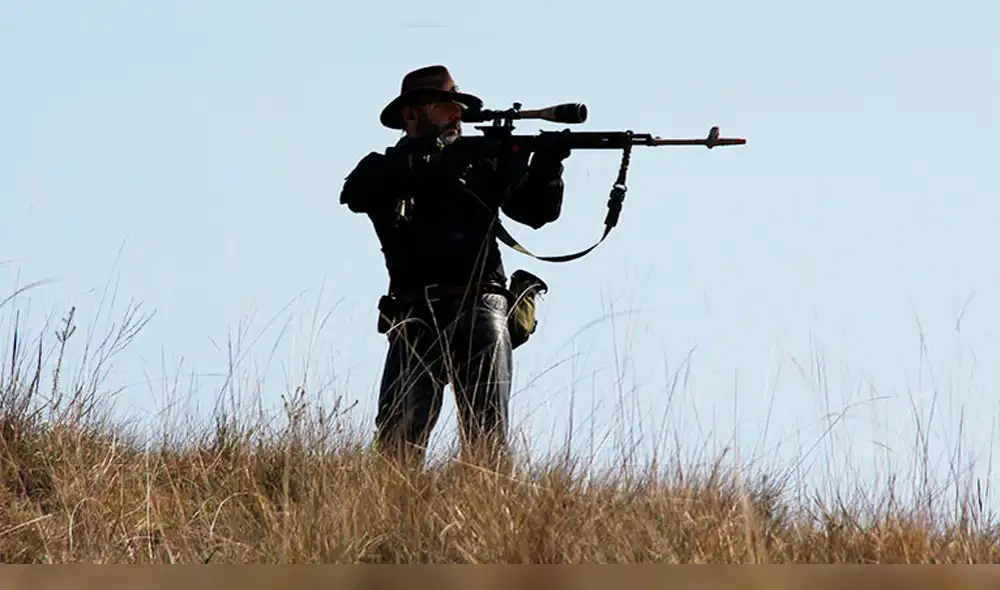 Vía Facebook: búfalo asesinó a cazador que atacó su manada y genera felicidad en redes [FOTOS]
