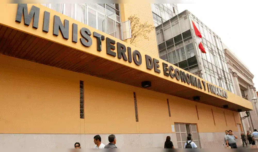 MEF transfirió 176 millones de soles para la reconstrucción MEF transfirió 176 millones de soles para la reconstrucción