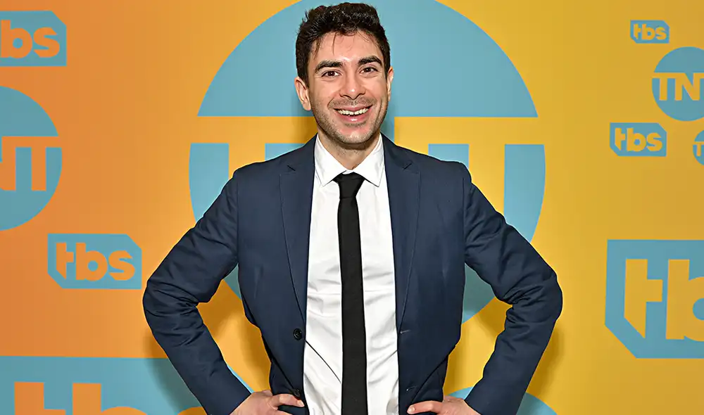 Tony Khan, presidente de AEW, le manda una indirecta a la WWE y a Vince McMahon. Foto: AFP