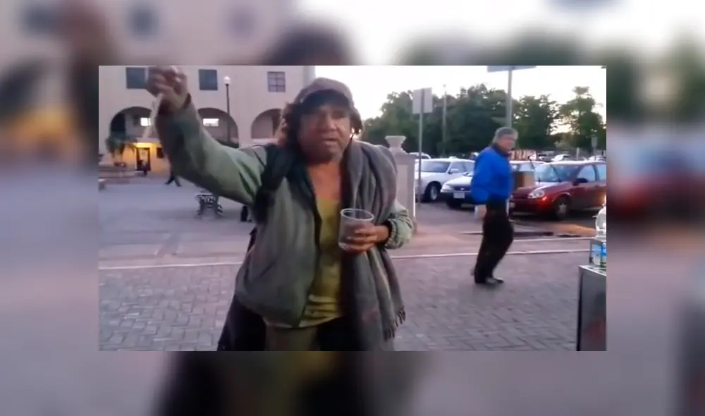 YouTube viral: mendigo asombra con su gran voz similar al fallecido cantante Juan Gabriel [VIDEO] 