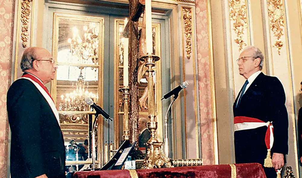 Adiós, peruano universal