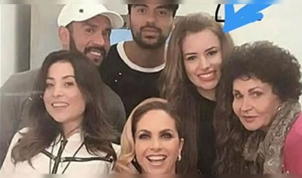 Ana Corona, diseñadora de famosas, muere a causa de una cirugía estética