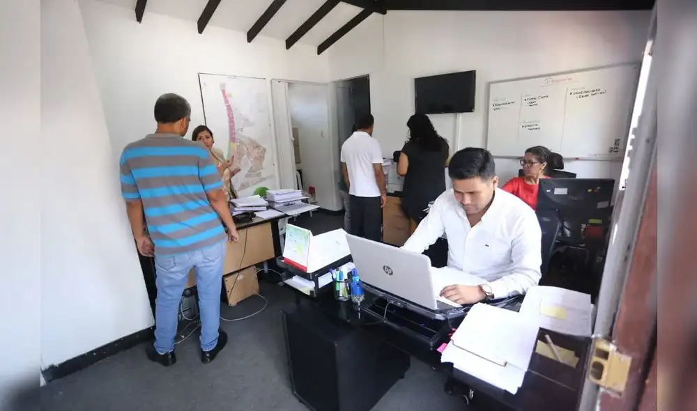 Mafia amenaza a funcionarios de Eslimp Callao. Foto: Michael Ramón.