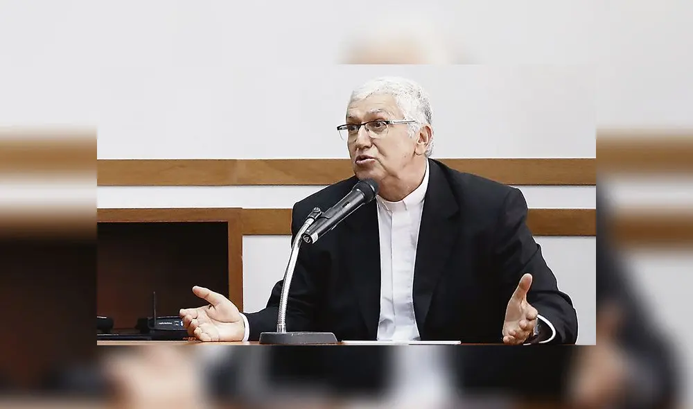 Arzobispo de Lima sobre cobros por pruebas: “En nuestro país se ha acumulado la frivolidad”