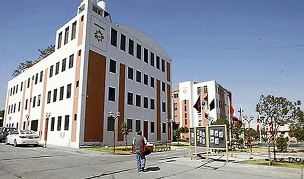 Gobierno Regional de Arequipa no habría cumplido acuerdos suscritos en el 2015. Gobierno Regional de Arequipa no habría cumplido acuerdos suscritos en el 2015.