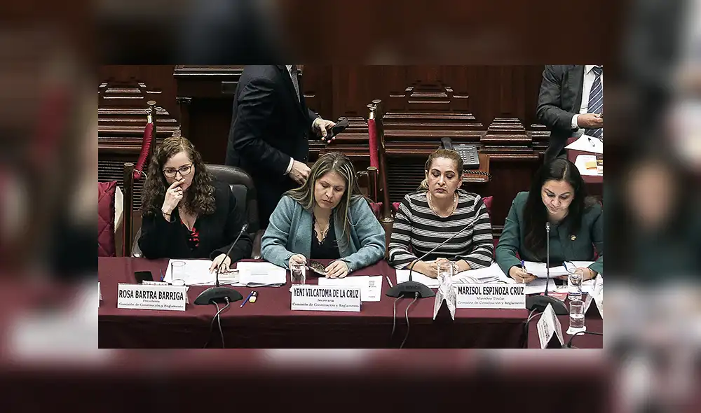 Debate lento. Comisión de Constitución recibe hoy a abogados constitucionalistas para analizar el adelanto de elecciones. (Foto: Aldair Mejía) Debate lento. Comisión de Constitución recibe hoy a abogados constitucionalistas para analizar el adelanto de elecciones. (Foto: Aldair Mejía)