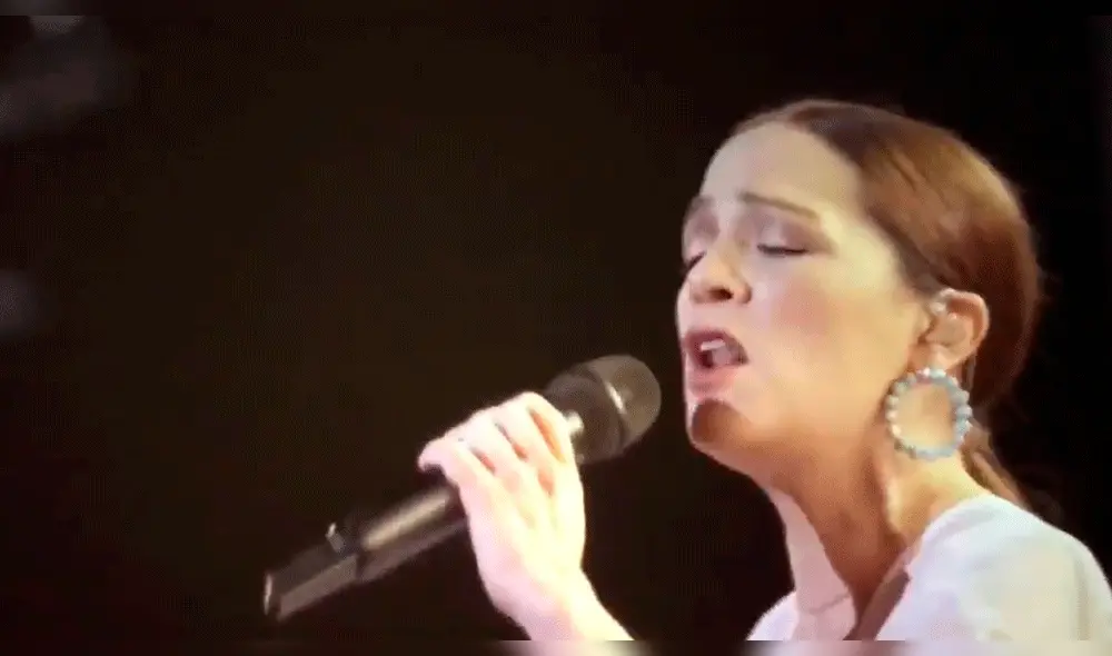 Grammy 2019: Natalia Lafourcade se emociona al interpretar tema de la película "Coco"