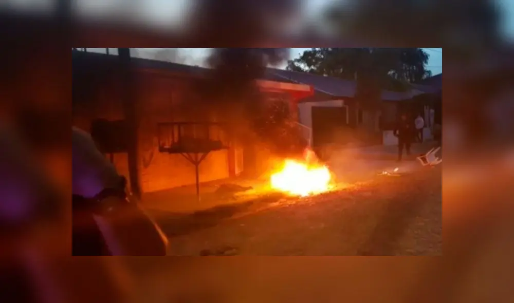 Dan prisión domiciliaria a hombre acusado de violar a 3 menores y vecinos indignados le incendian la casa. Foto: Crónica