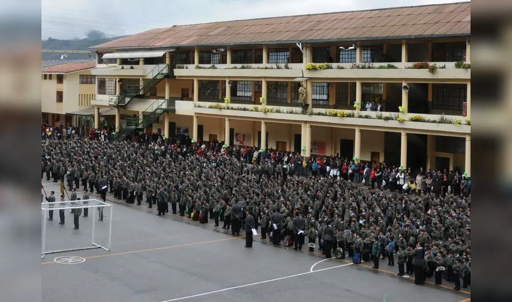 Colegio Salesiano de Cusco. Durante el 2019, el pago de la pensiones del estudiante fue irregular.