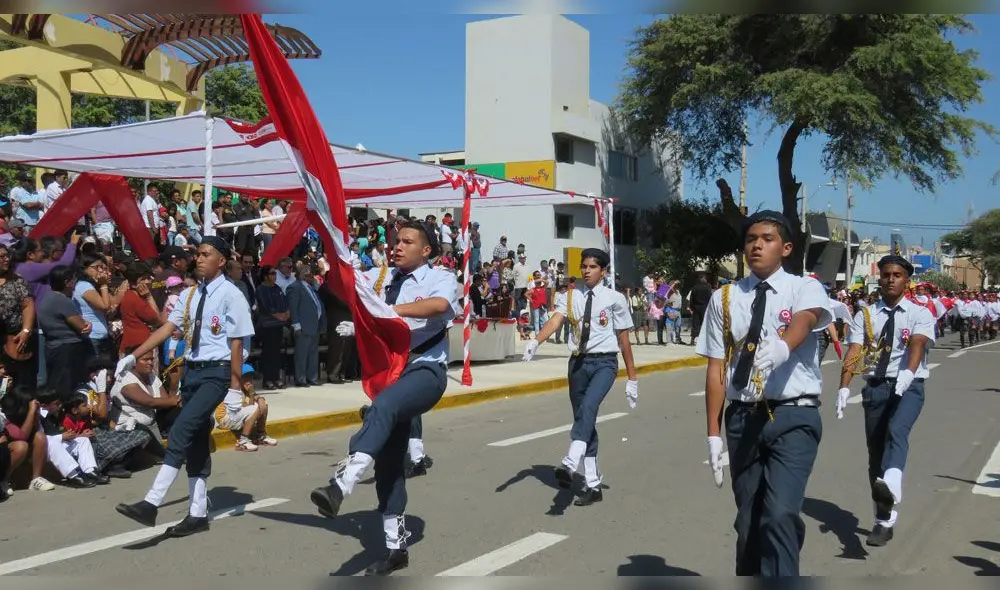 Escolares de Talara si participarán en desfile por Fiestas Patrias