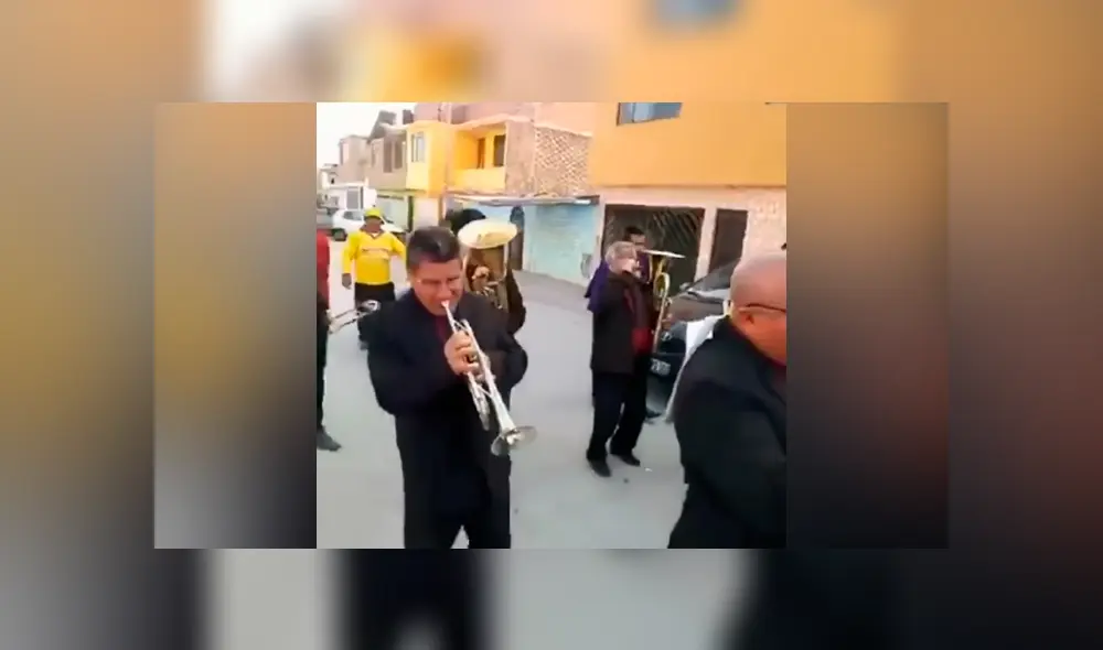 Facebook viral: heladero peruano se topa con banda de músicos y decide unirse a ellos en peculiar ‘serenata’ Facebook viral: heladero peruano se topa con banda de músicos y decide unirse a ellos en peculiar ‘serenata’