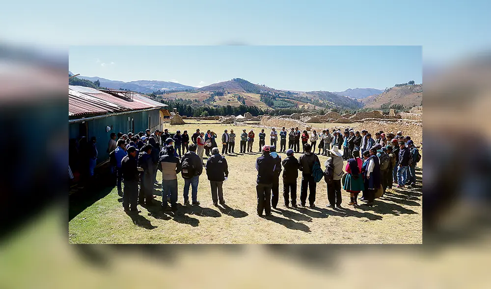 Trabajos. Arqueólogos y restauradores de la Unidad Ejecutora. Trabajos. Arqueólogos y restauradores de la Unidad Ejecutora.