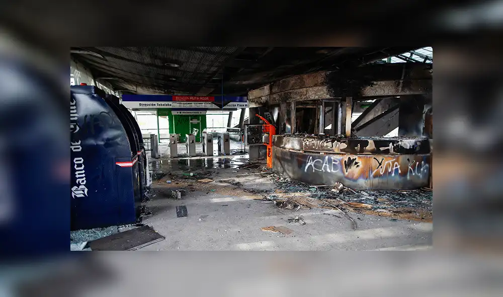 Protestas en Chile por alza de tarifa del Metro de Santiago. Foto: AFP