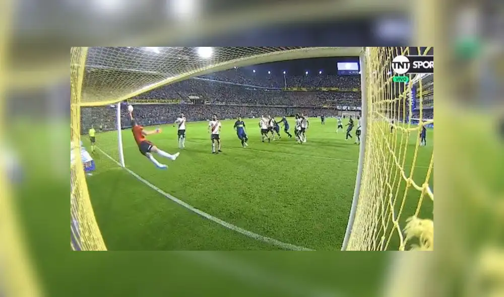 Franco Armani realizó extraordinaria atajada para evitar el gol de Boca [VIDEO]
