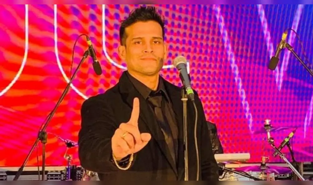 El cumbiambero repartió su tiempo entre la oficina y esporádicas presentaciones los fines de semana hasta que fue reclutado por una famosa productora. Foto: Instagram