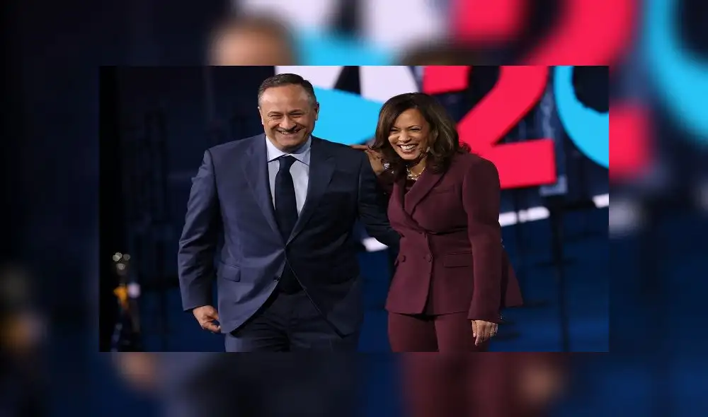 WILMINGTON, DELAWARE - AUGUST 19: Democratic vice presidential nominee U.S. Sen. Kamala Harris (D-CA) and her husband Douglas Emhoff appear on stage after Harris delivered her acceptance speech on the third night of the Democratic National Convention from the Chase Center August 19, 2020 in Wilmington, Delaware. The convention, which was once expected to draw 50,000 people to Milwaukee, Wisconsin, is now taking place virtually due to the coronavirus pandemic. Harris is the first African-American, first Asian-American, and third female vice presidential candidate on a major party ticket. Win McNamee/Getty Images/AFP WILMINGTON, DELAWARE - AUGUST 19: Democratic vice presidential nominee U.S. Sen. Kamala Harris (D-CA) and her husband Douglas Emhoff appear on stage after Harris delivered her acceptance speech on the third night of the Democratic National Convention from the Chase Center August 19, 2020 in Wilmington, Delaware. The convention, which was once expected to draw 50,000 people to Milwaukee, Wisconsin, is now taking place virtually due to the coronavirus pandemic. Harris is the first African-American, first Asian-American, and third female vice presidential candidate on a major party ticket. Win McNamee/Getty Images/AFP