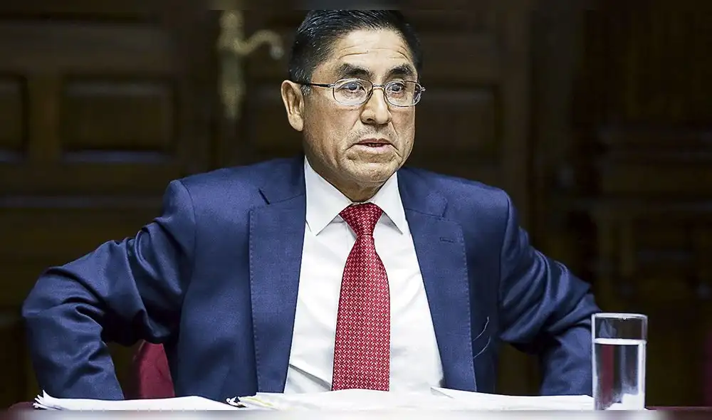 Hinostroza cambia de abogado y pelea su libertad condicional 