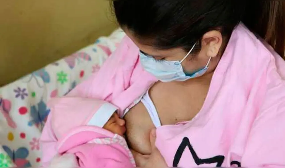 Médicos cumpliero protocolos para evitar contagios. Foto: Minsa