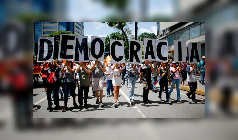 Gobierno peruano no descarta evacuar a compatriotas de Venezuela Gobierno peruano no descarta evacuar a compatriotas de Venezuela