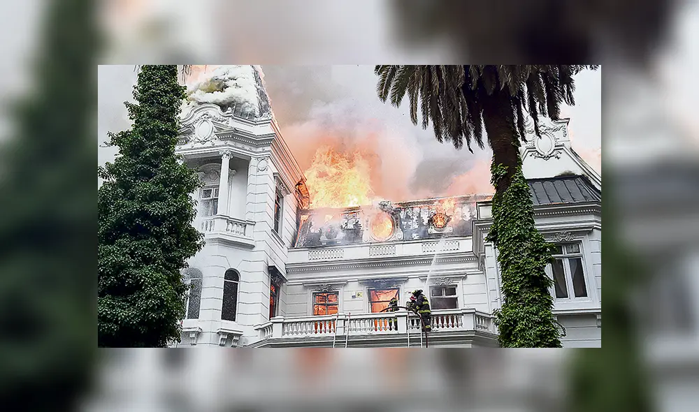 Nueva marcha masiva en Santiago con incidentes, incendio y saqueos Nueva marcha masiva en Santiago con incidentes, incendio y saqueos