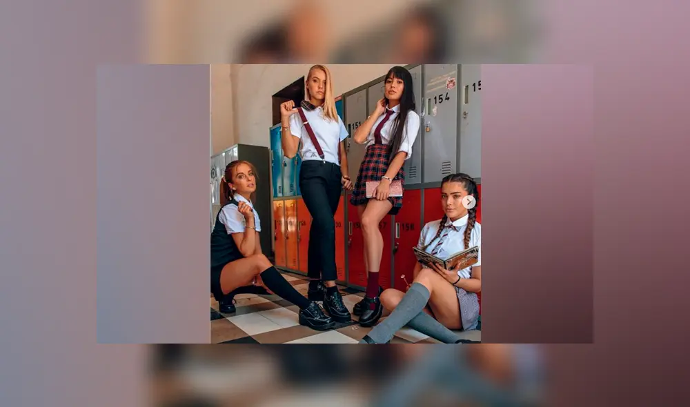 Las cortas faldas de las modelos haciendo referencia a escolares, desató la polémica en Chile. (Foto: Instagram)