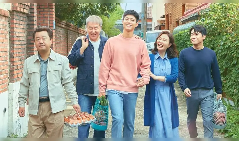 Desliza para ver más imágenes del drama coreano Record of youth, drama de Park Bo Gum y Park So Dam. Créditos: tvN