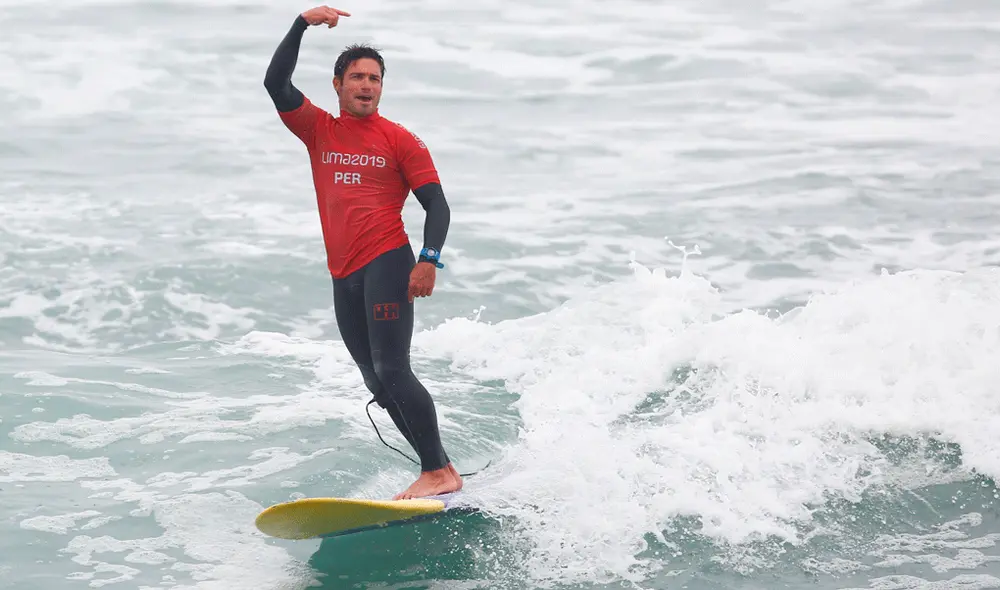 Benoit 'Piccolo' Clemente se quedó con la medalla de oro en surf, en la modalidad longboard. | Foto: GLR