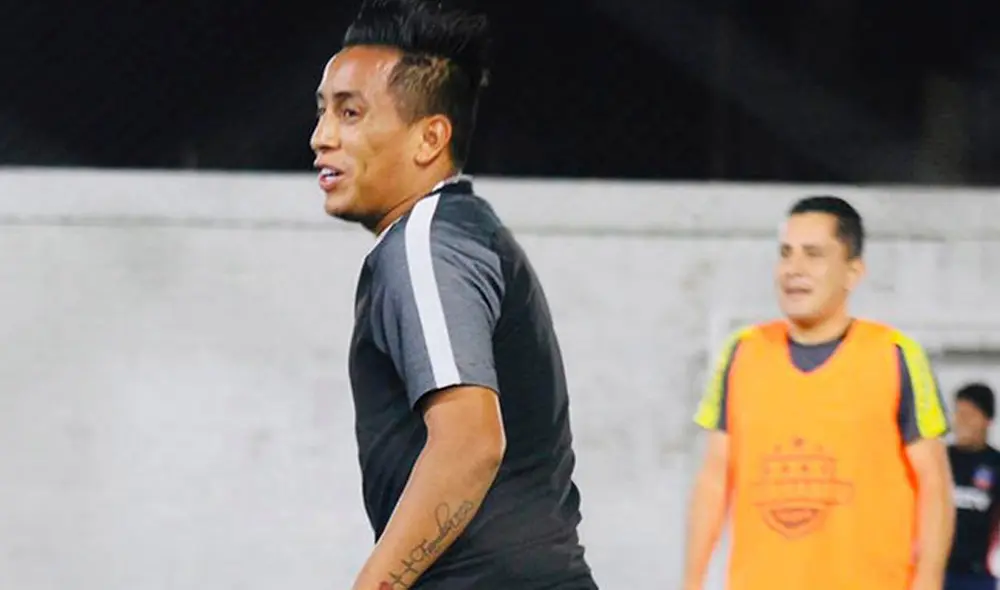 Christian Cueva es captado jugando “pichanga” junto a Cedrón [FOTOS]