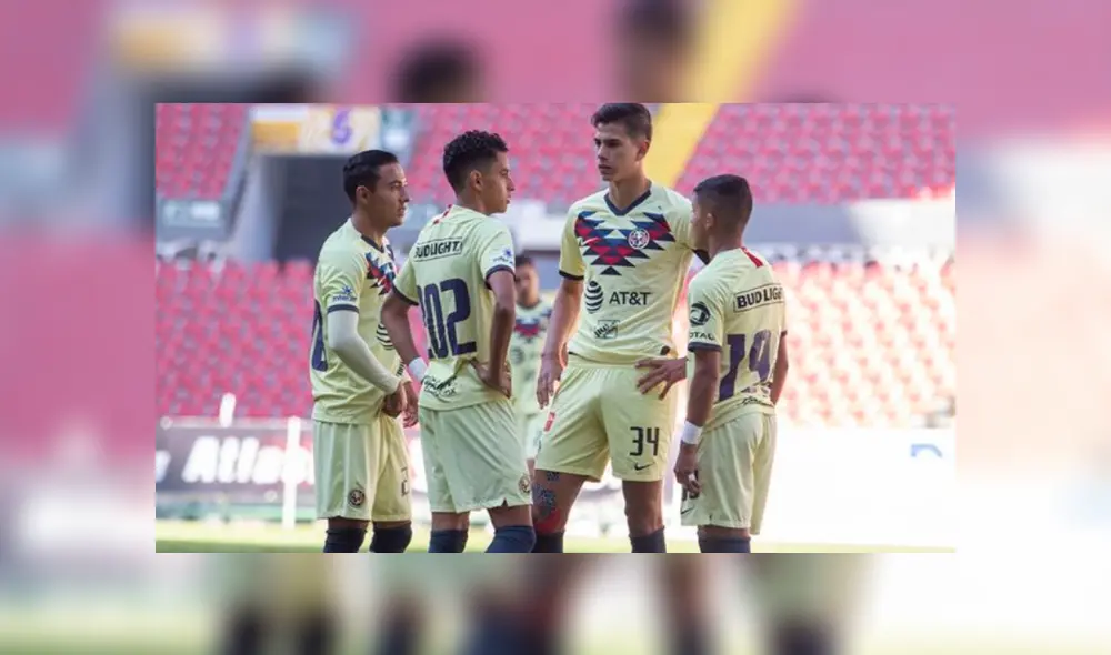 Dos jugadores del Club América fueron las nuevas víctimas de la delincuencia. (Foto: Récord) Dos jugadores del Club América fueron las nuevas víctimas de la delincuencia. (Foto: Récord)
