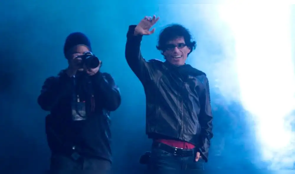 Pedro Suárez Vértiz famoso cantante y compositor peruano Pedro Suárez Vértiz famoso cantante y compositor peruano