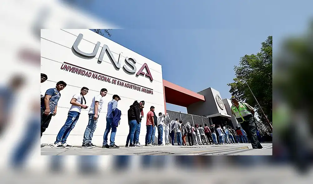 Arequipa: Descubren a siete haciendo trampa en examen Unsa