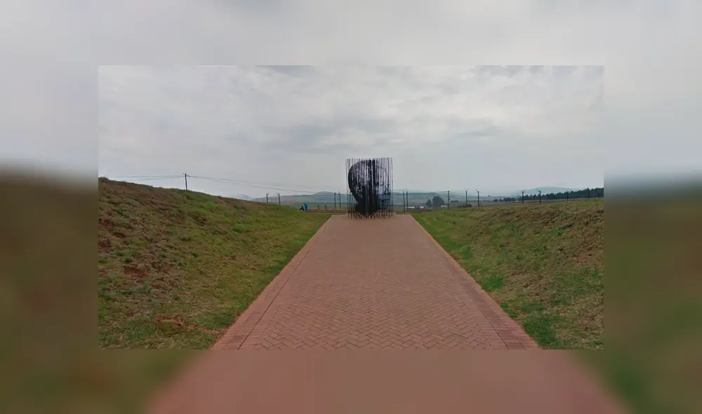 Desliza hacia la izquierda las imágenes de Google Maps para descubrir el rostro del recordado Nelson Mandela.