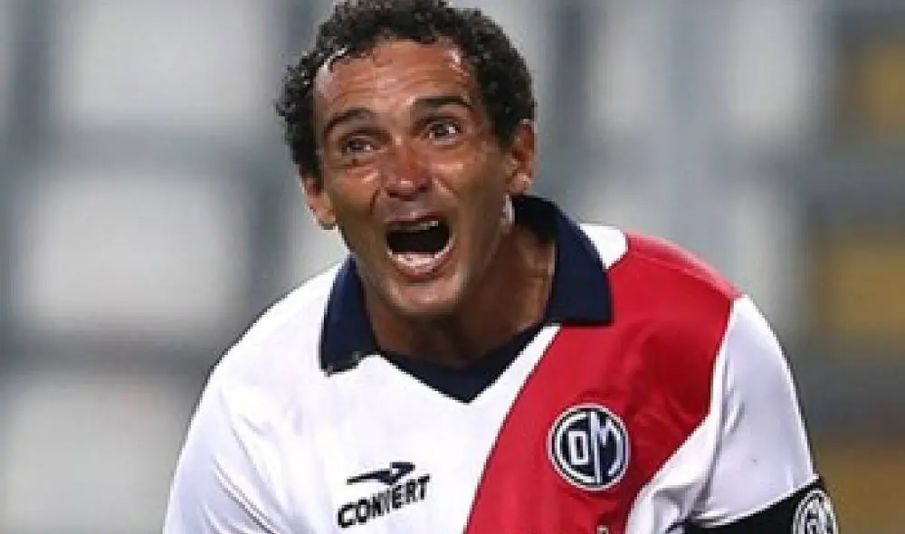 Aldo Olcese se retiró a los 41 años jugando en Deportivo Municipal. Foto: Andina Aldo Olcese se retiró a los 41 años jugando en Deportivo Municipal. Foto: Andina