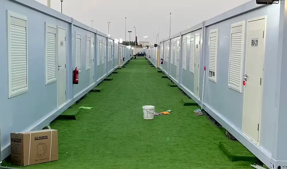 A menos de 24 horas para que comience la Copa del Mundo en Qatar, aún se encuentran realizando obras dentro de las villas para aficionados. Foto: Mail Online A menos de 24 horas para que comience la Copa del Mundo en Qatar, aún se encuentran realizando obras dentro de las villas para aficionados. Foto: Mail Online