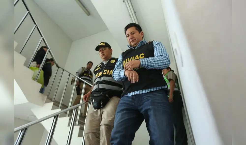 EN UN MEGAOPERATIVO DESVARATAN A LA BANDA CRIMINAL LOS CORRECAMINOS DEL SUR, LIDERADA POR EL GERENTE REGIONAL DE TRANSPORTES, JOSE LUIS GAMARRA VASQUEZ.