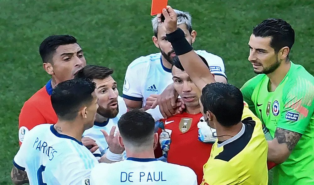 Miembro del TAS le recomendó a Lionel Messi pedir disculpas para no recibir una fuerte sanción de la Conmebol. | Foto: AFP