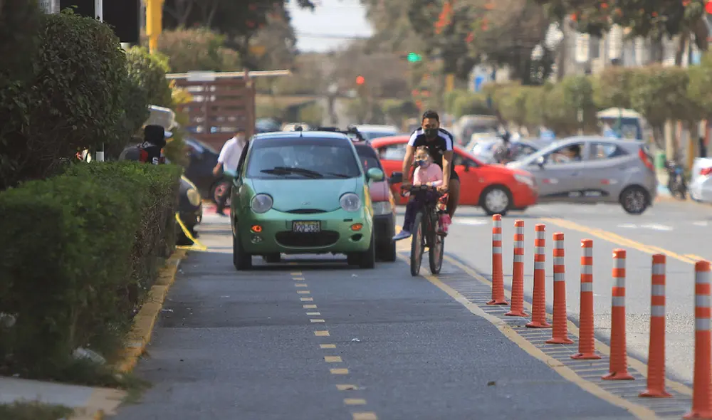 Ciclovías en Chiclayo. Ciclovías en Chiclayo.