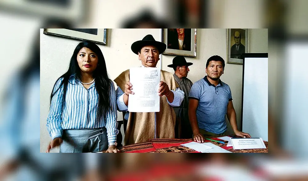 demanda legal. Laura muestra acción de amparo de Maure.